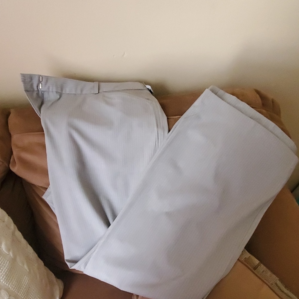 Worthington  stretch pin stripe pants
